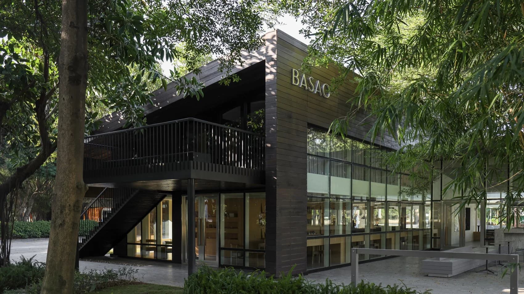 Басao: Белая Цапля