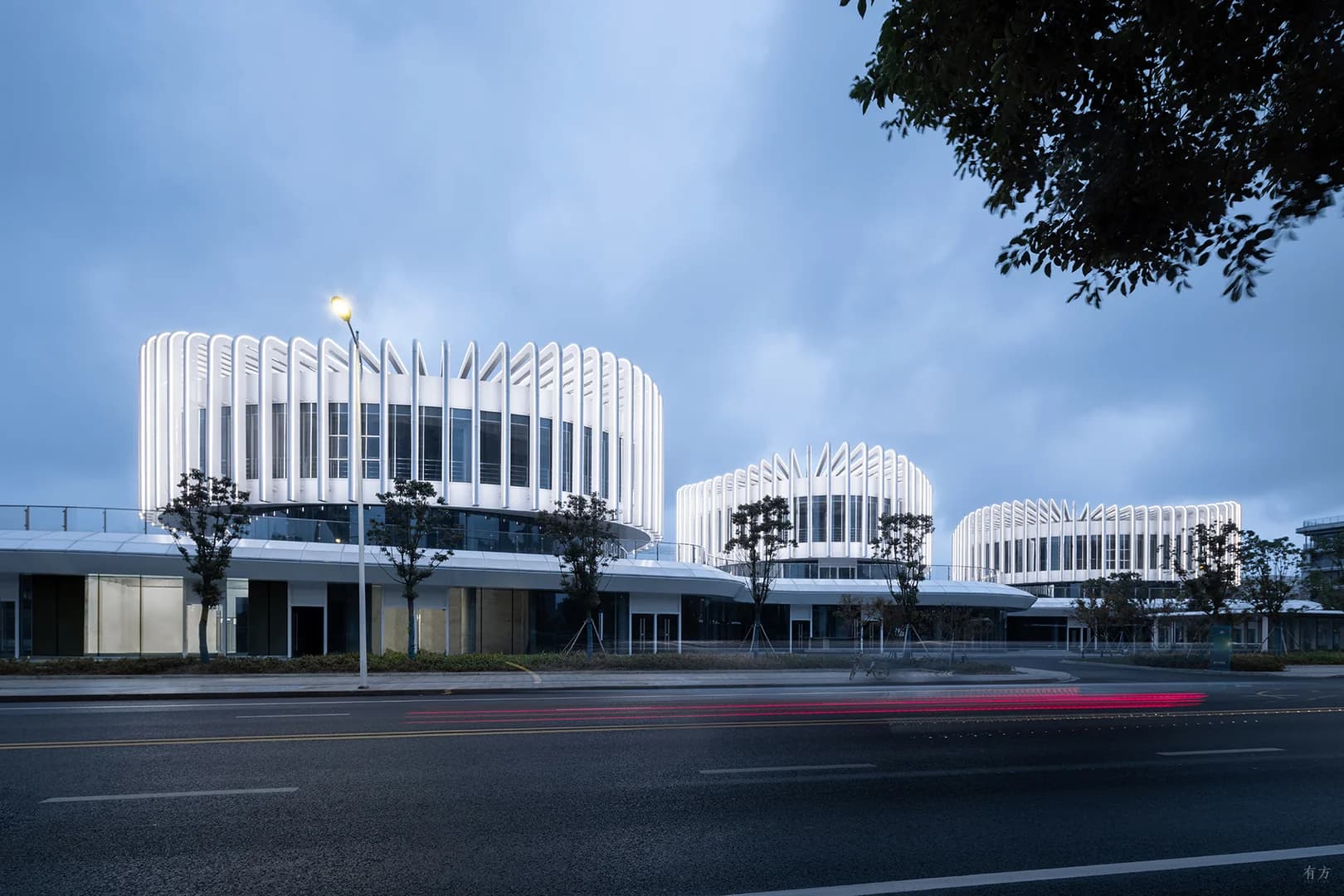 Ланхуа Гэ — Искусство на набережной