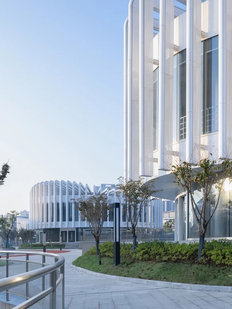 Ланхуа Гэ — Искусство на набережной