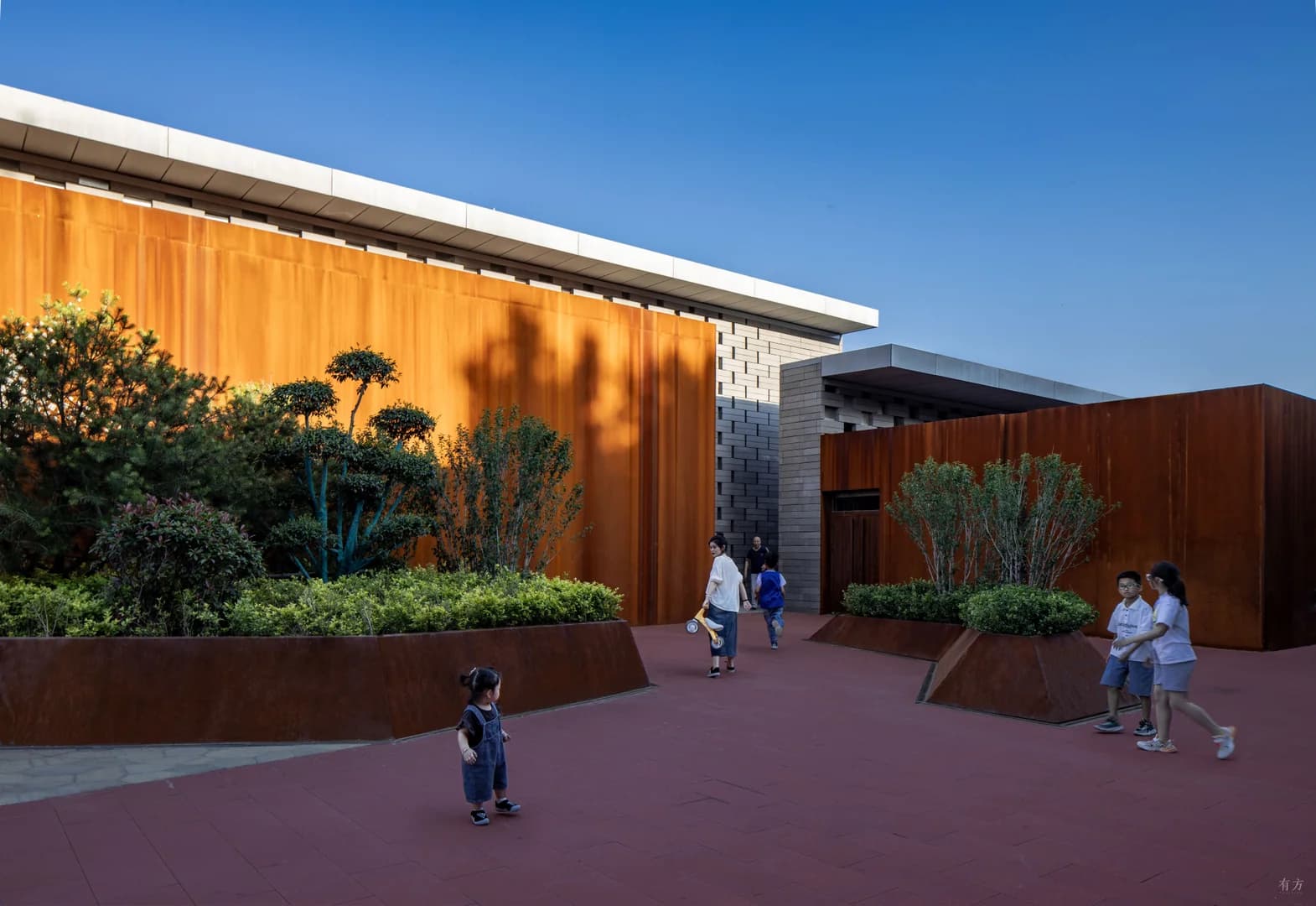 Реконструкция площади Пинъян