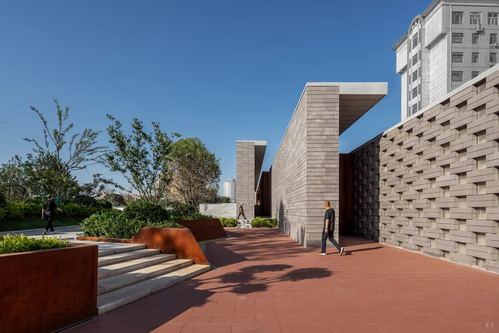 Реконструкция площади Пинъян