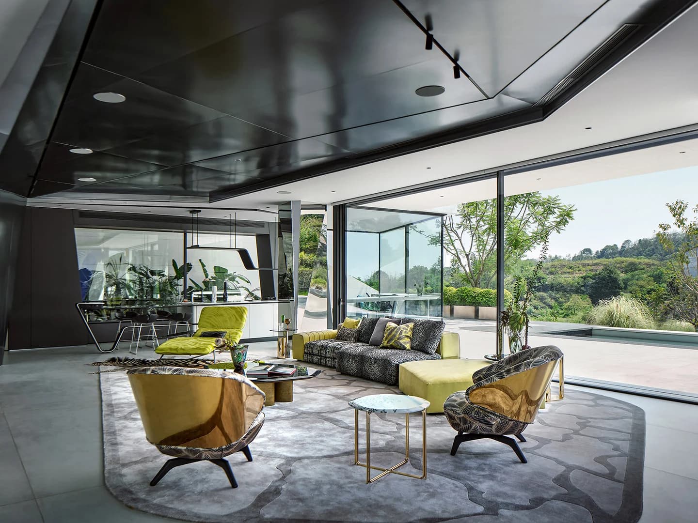 Тысяча бумажных журавликов для родного дома