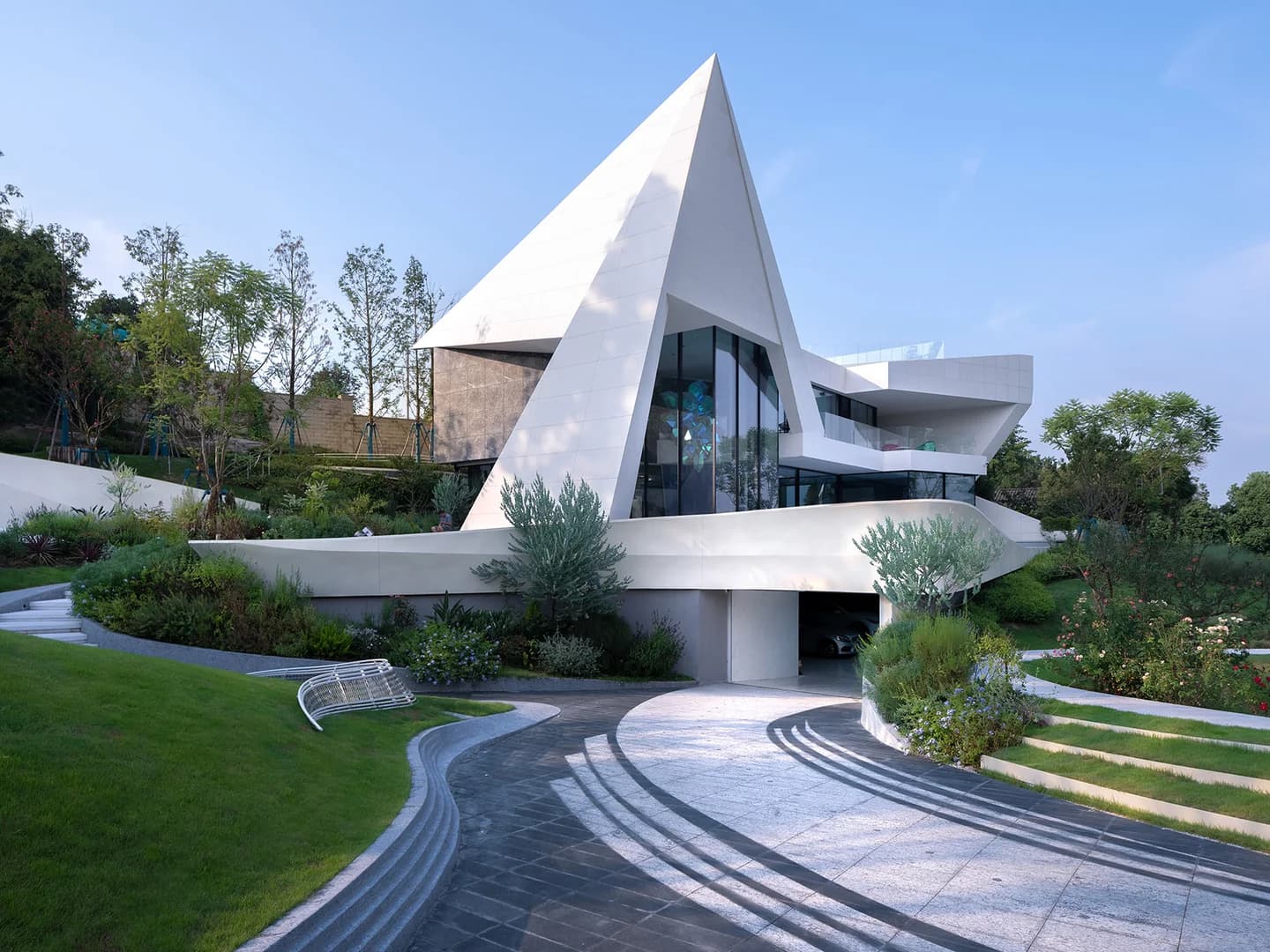 Тысяча бумажных журавликов для родного дома