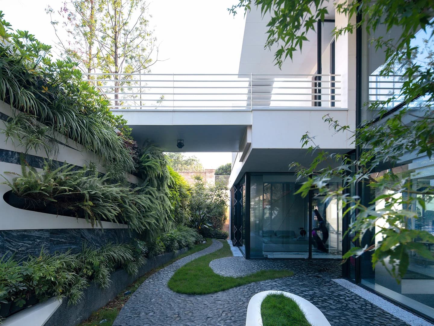 Тысяча бумажных журавликов для родного дома