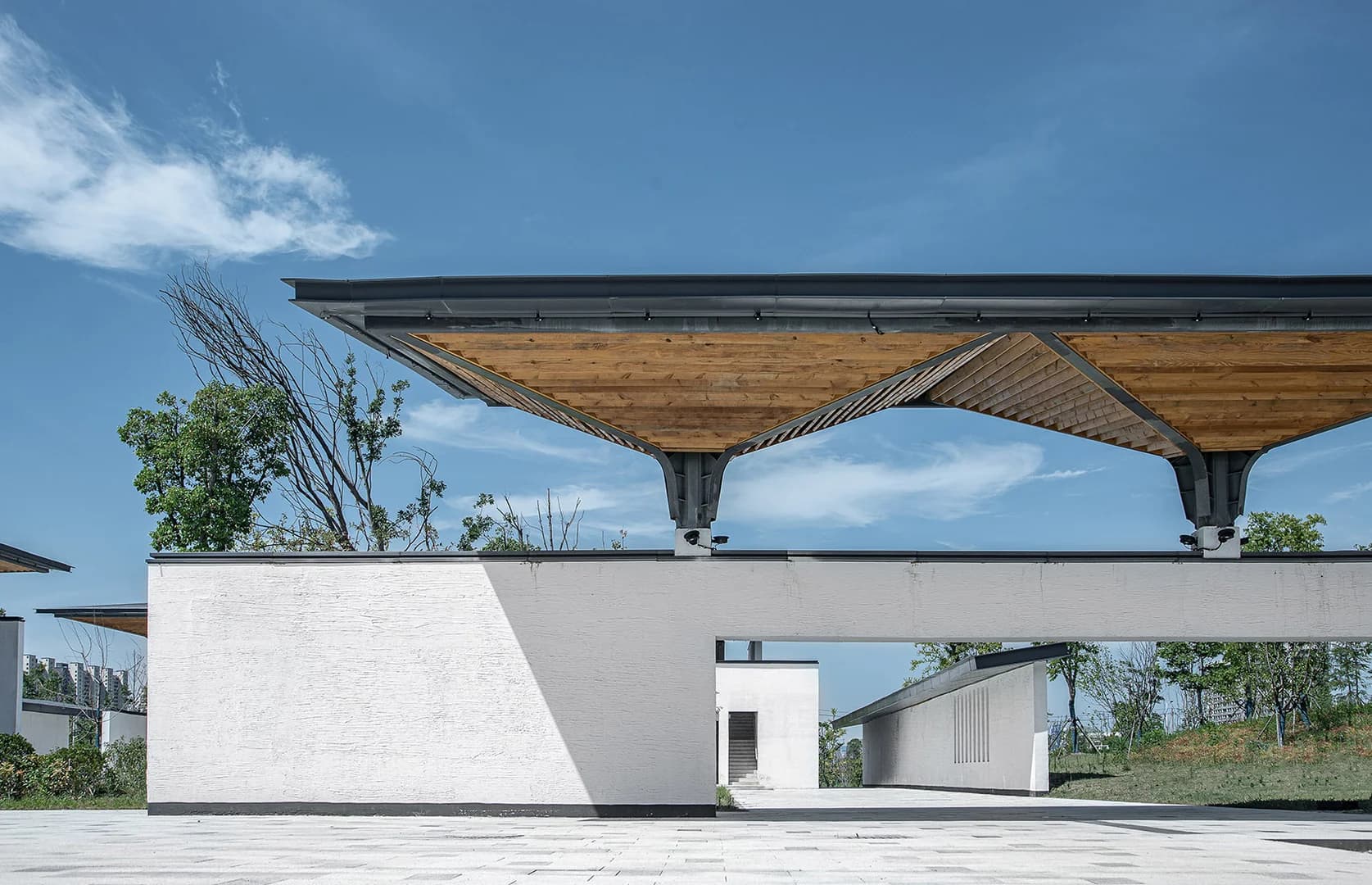 Парк "Уютный уголок на озере Чжан"