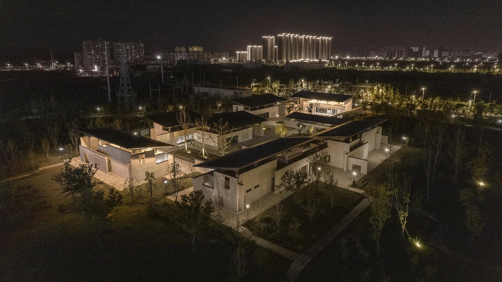 Парк "Уютный уголок на озере Чжан"