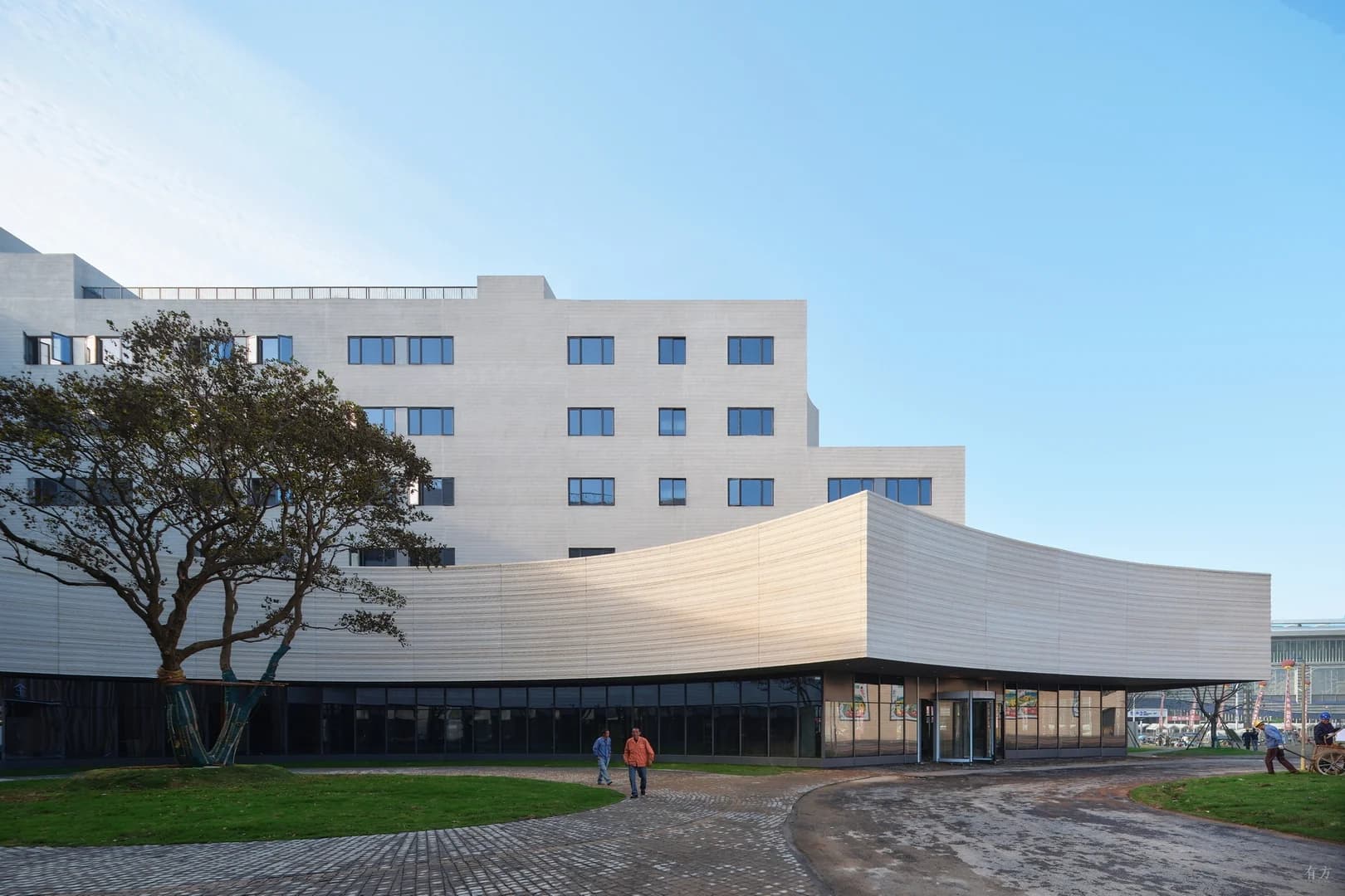 Международный образовательный центр в Цзиндэчжэне