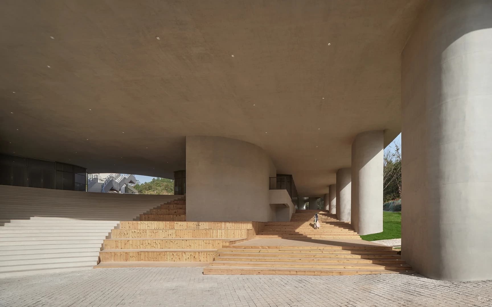 Международный образовательный центр в Цзиндэчжэне