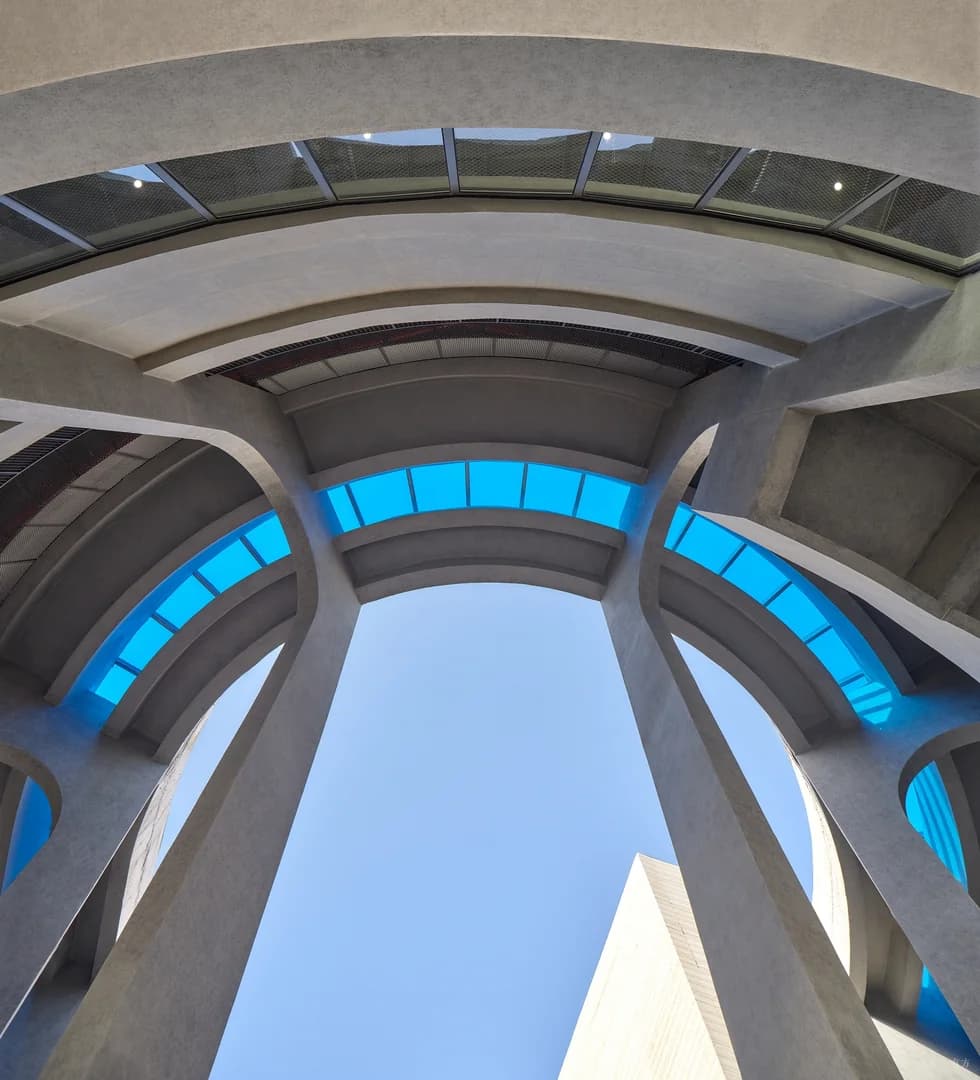 Международный образовательный центр в Цзиндэчжэне