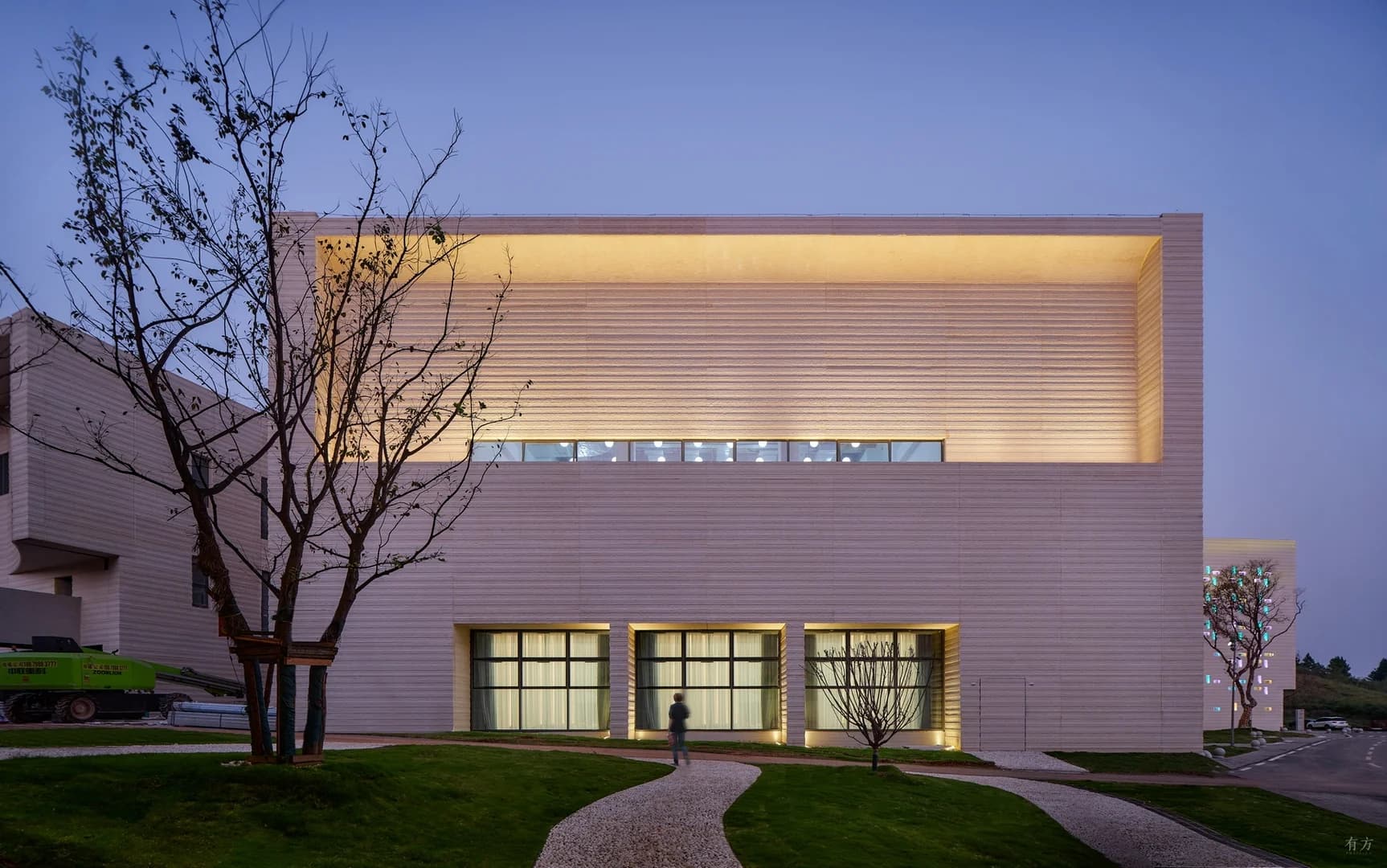 Международный образовательный центр в Цзиндэчжэне