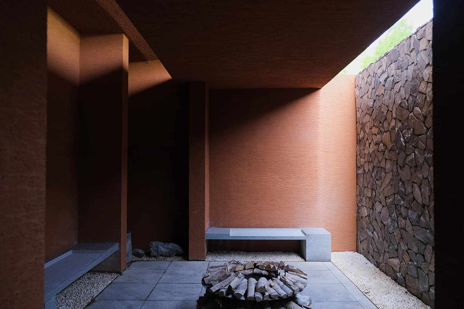 Парк памяти Андерс с облачным зеркалом