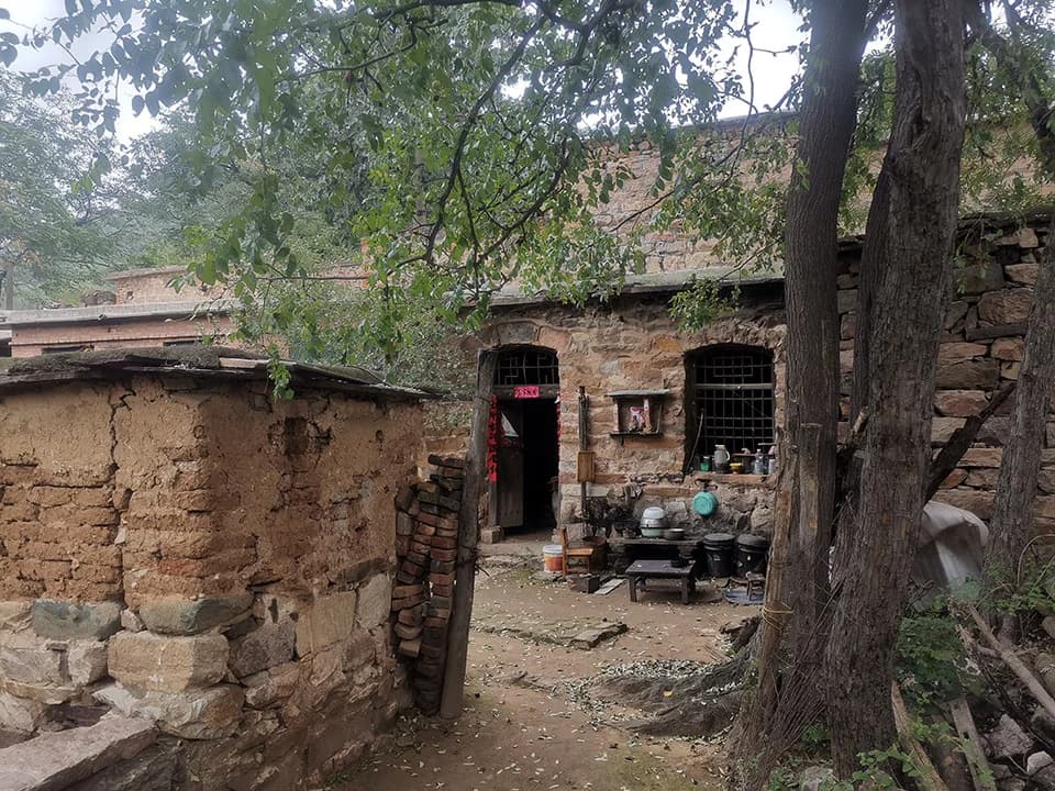 Парк памяти Андерс с облачным зеркалом