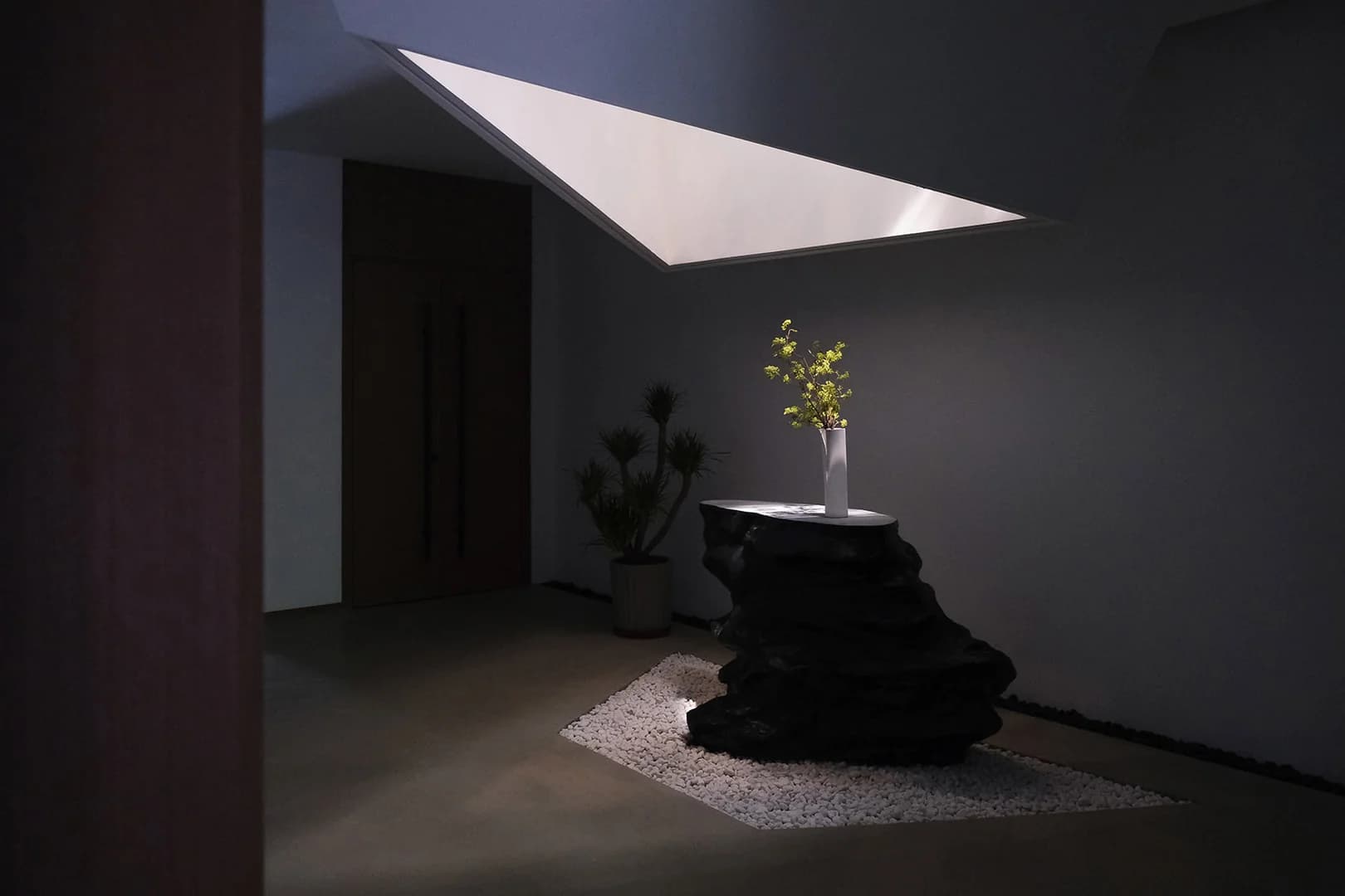 Парк памяти Андерс с облачным зеркалом