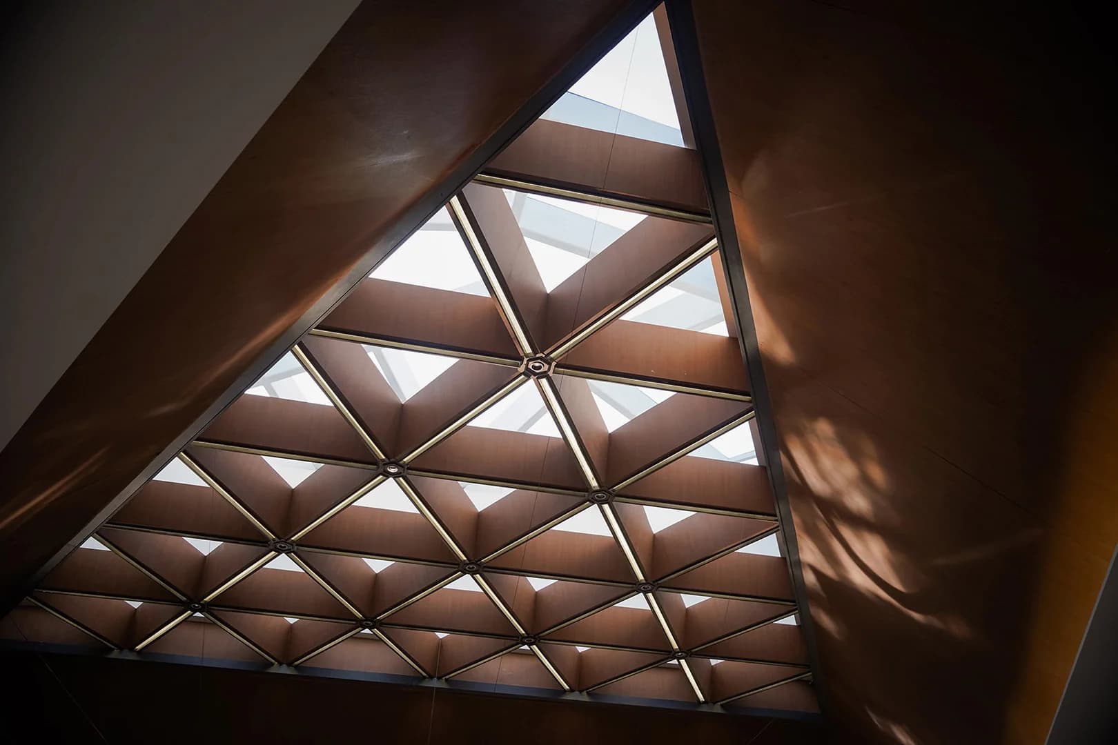 Парк памяти Андерс с облачным зеркалом