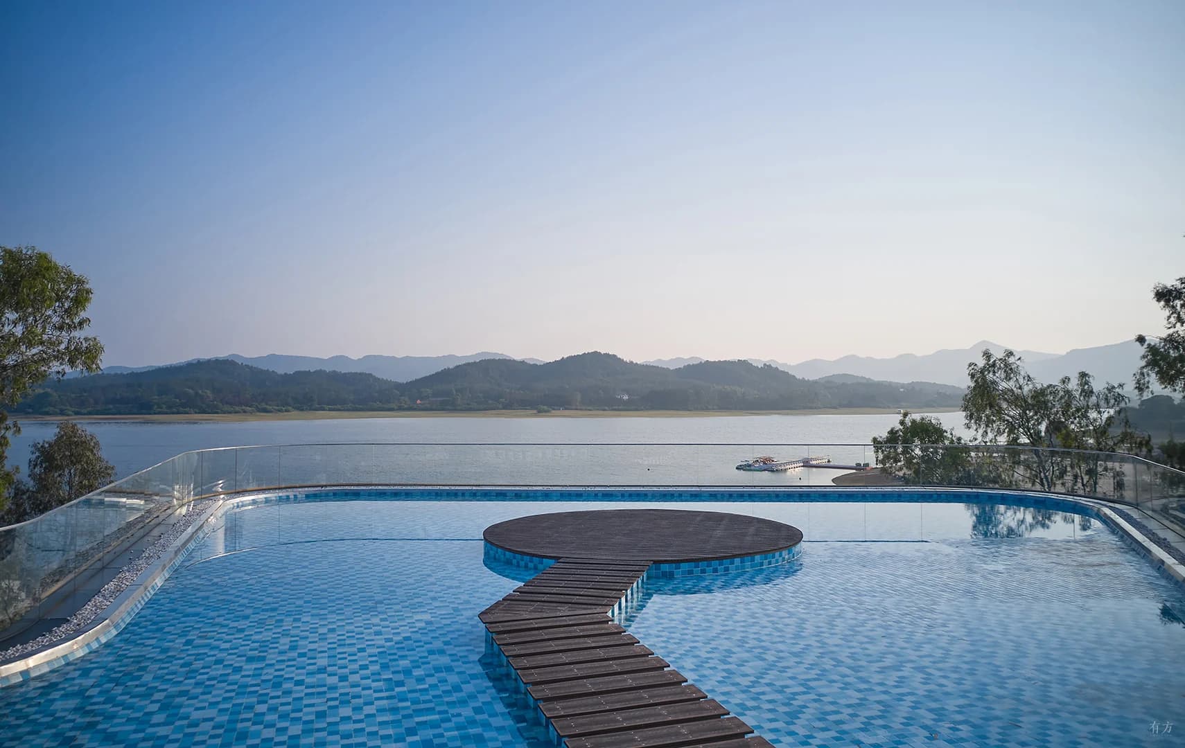 Центр посетителей у озера Байхэ