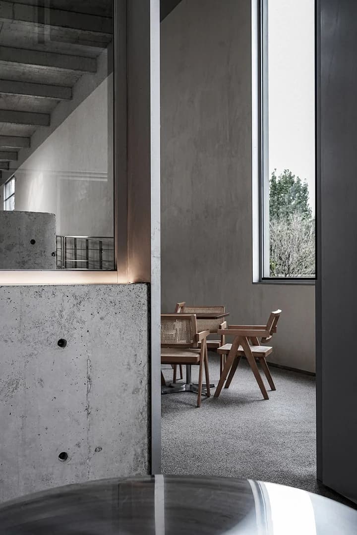 Музей и автозаправка в стиле Хуэйцзун