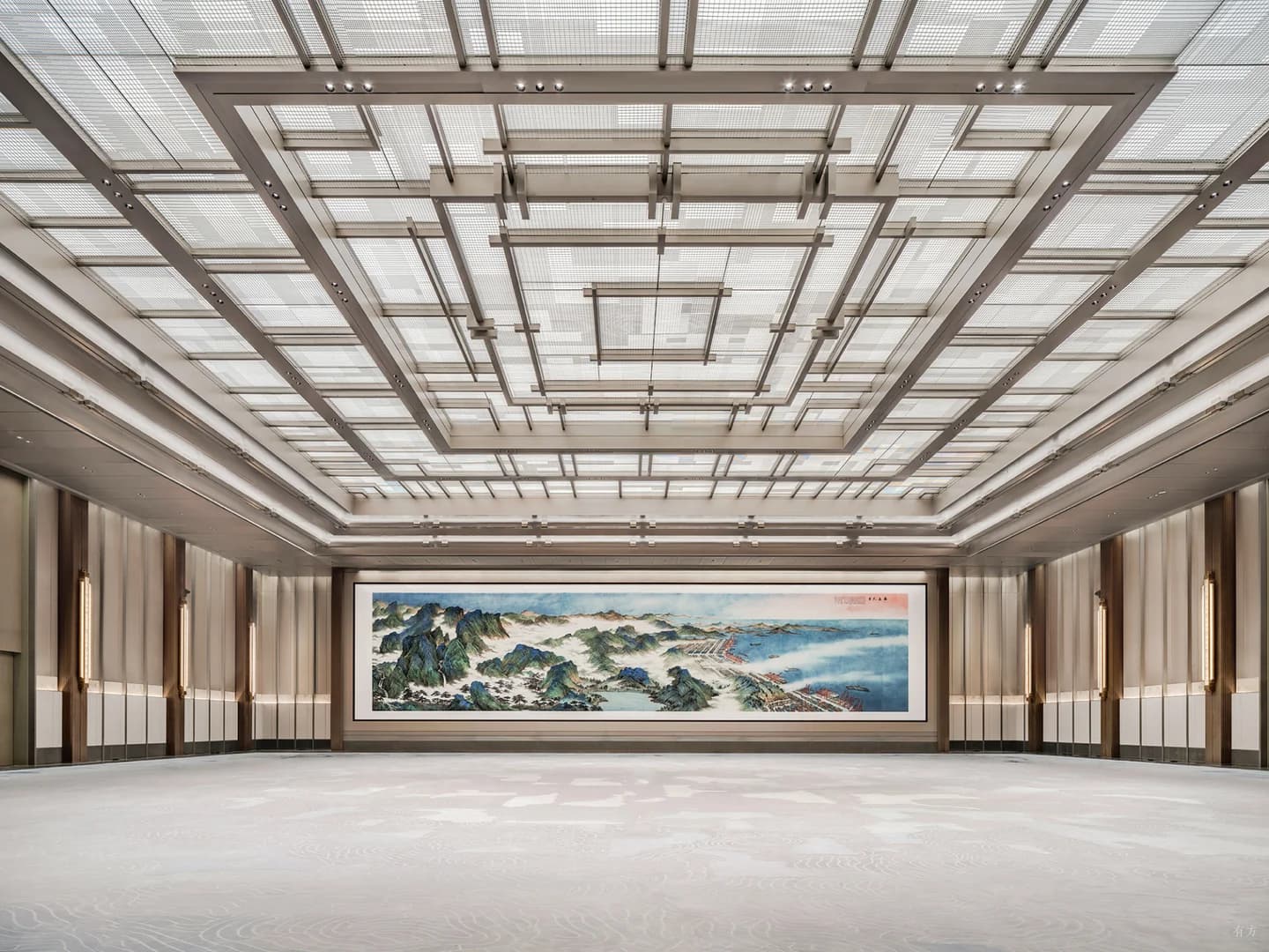 Международный конференц-центр: Рисовые поля и мосты