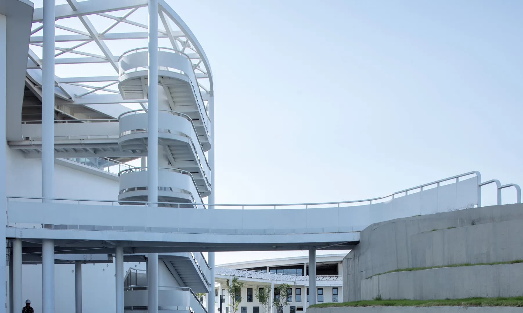 Поэтический ландшафт очистных сооружений