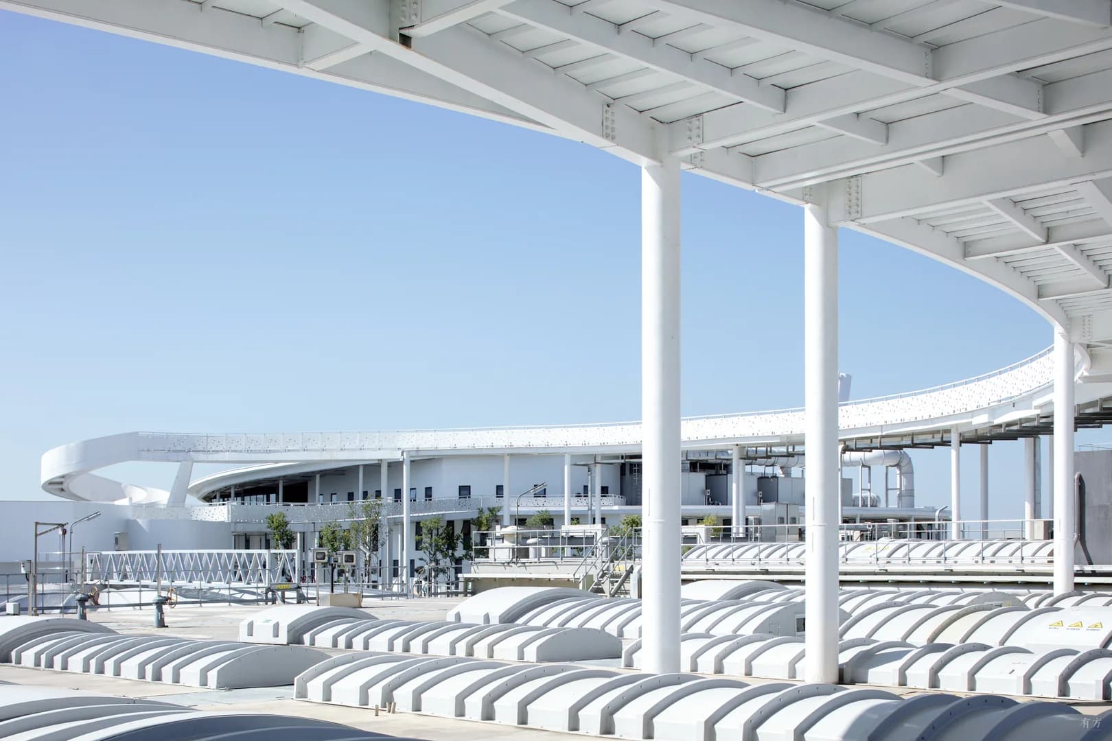 Поэтический ландшафт очистных сооружений