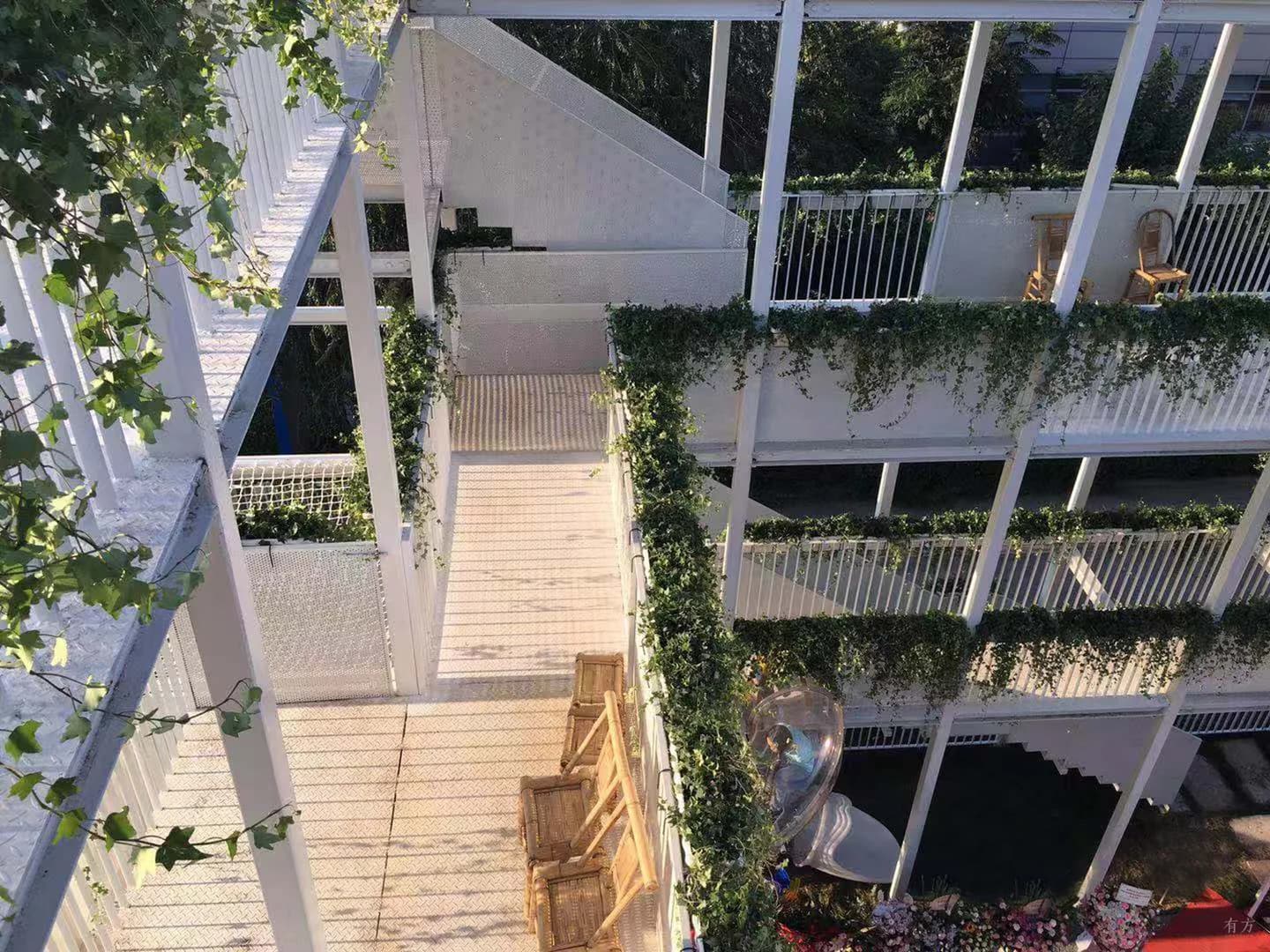 Парк с изгибами