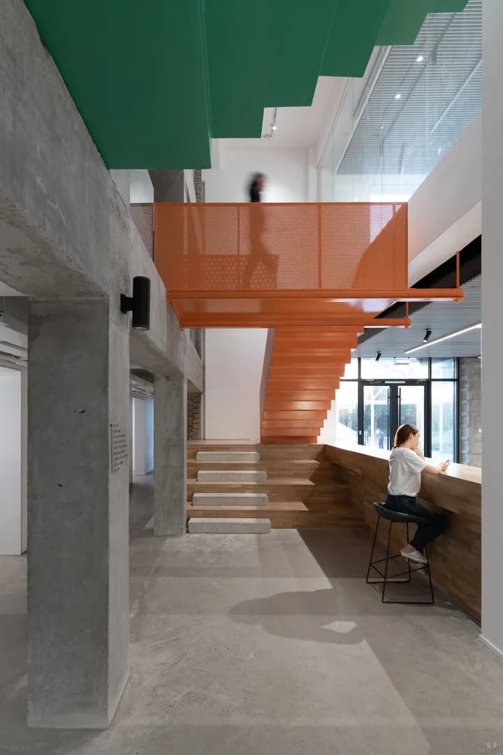 Парк с изгибами