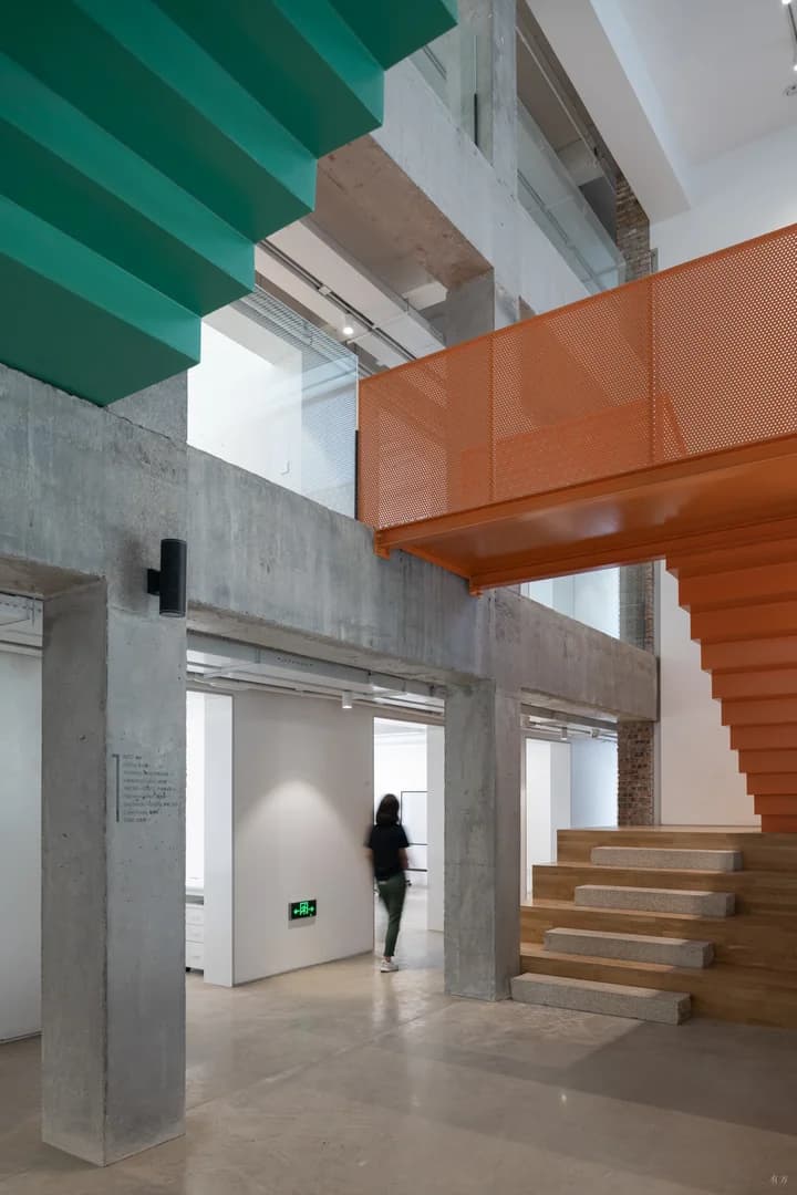 Парк с изгибами