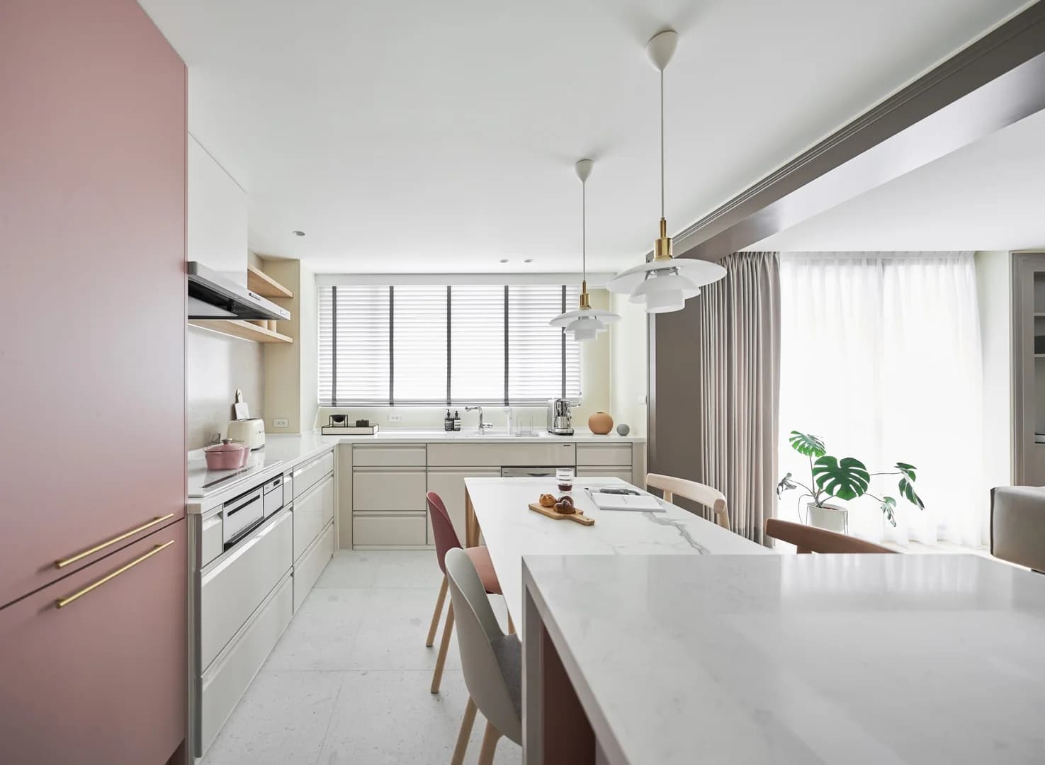 Розовый дом