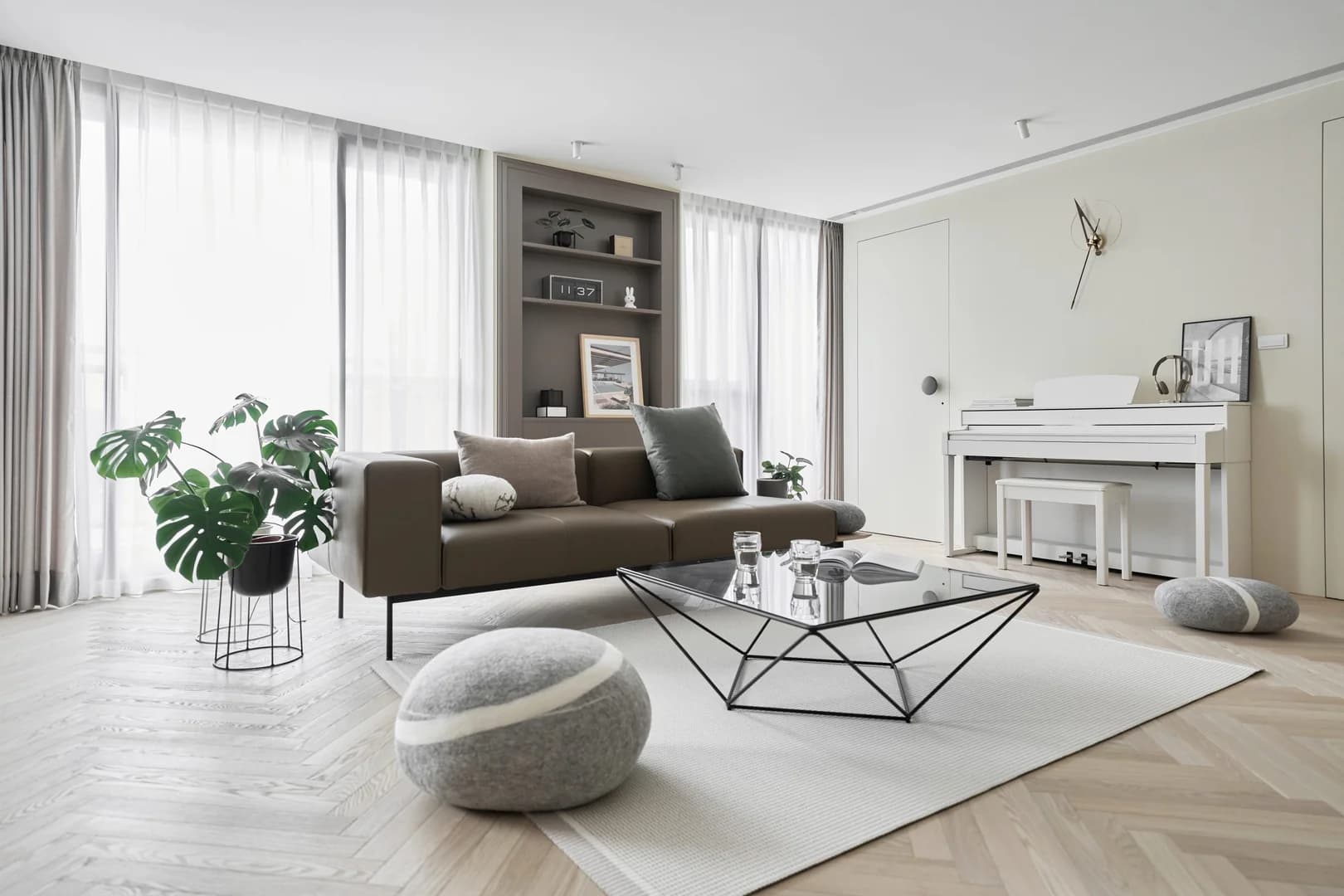 Розовый дом