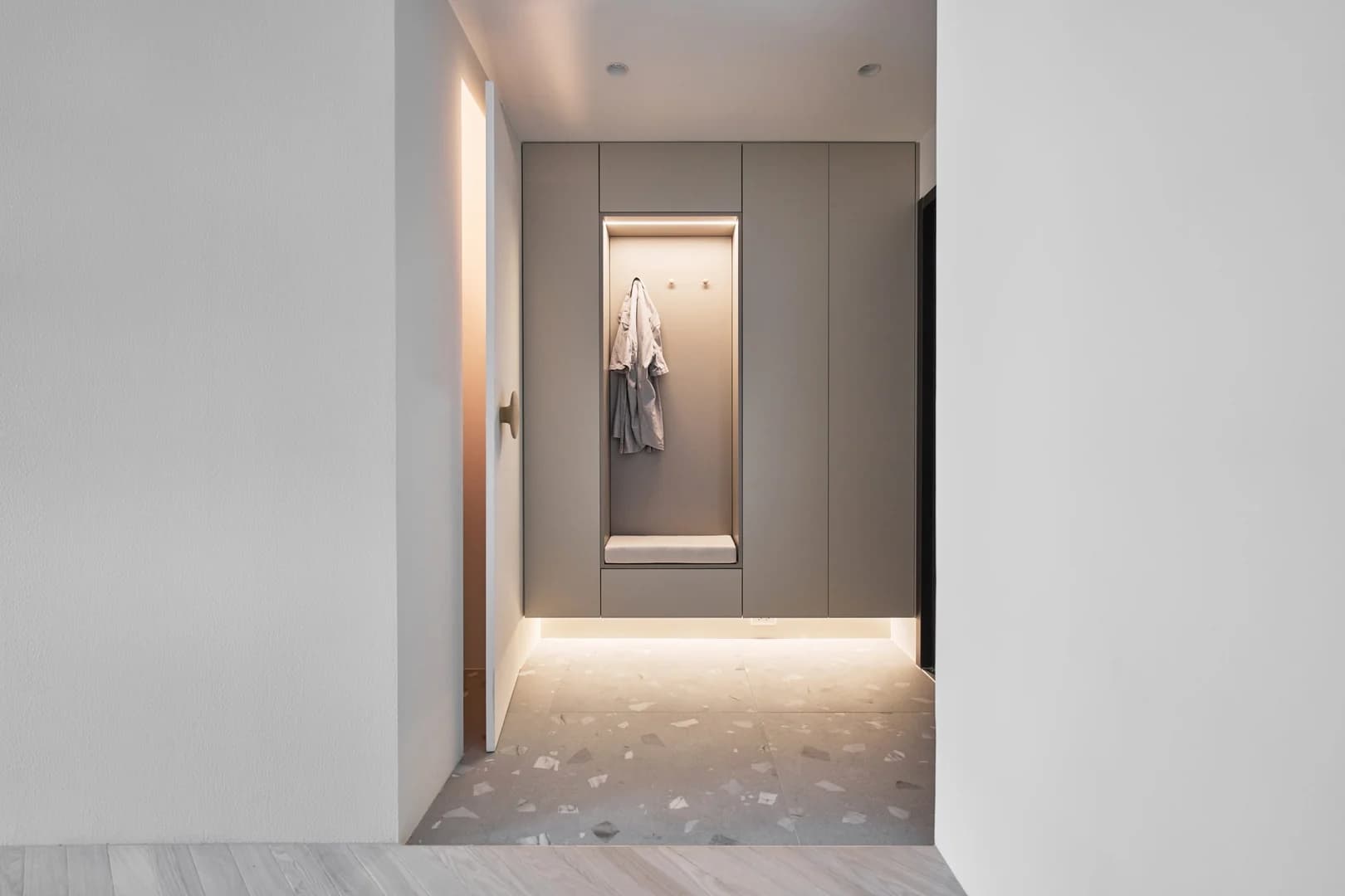 Розовый дом