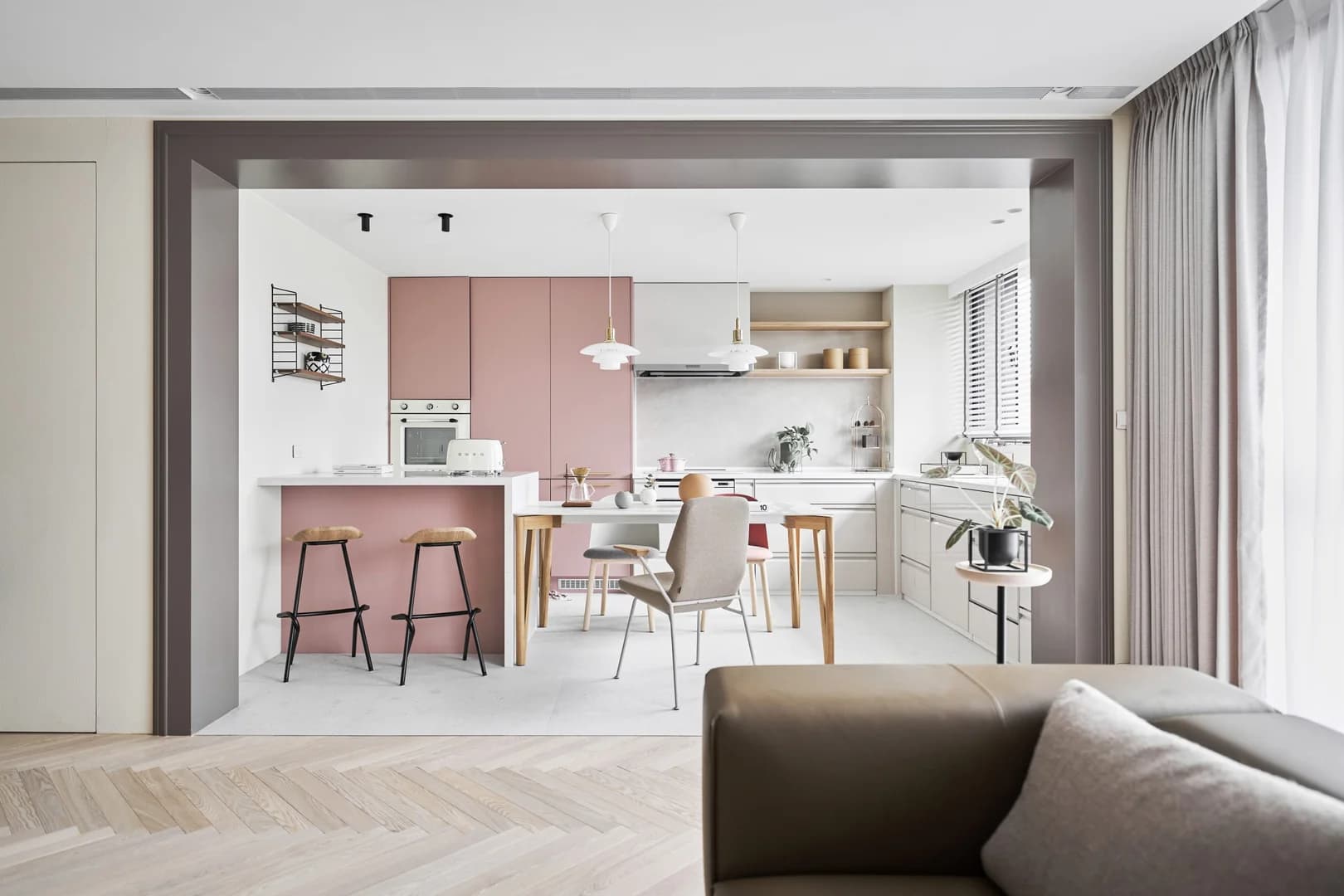 Розовый дом