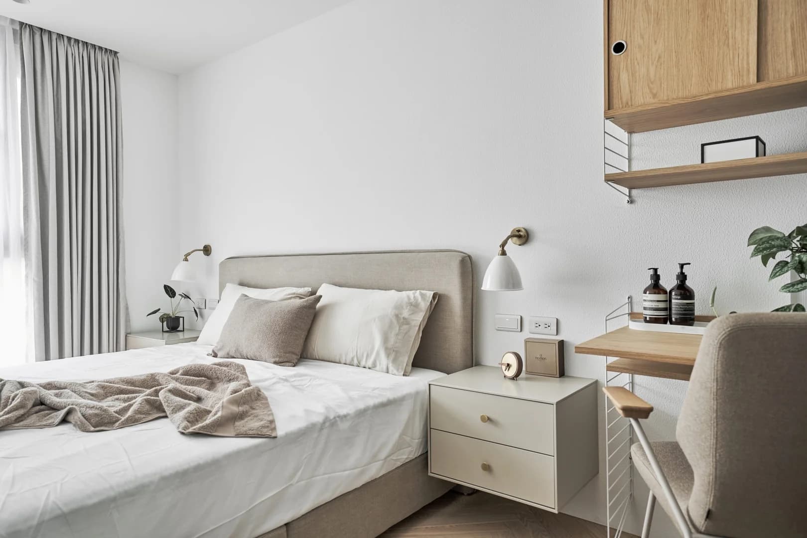 Розовый дом