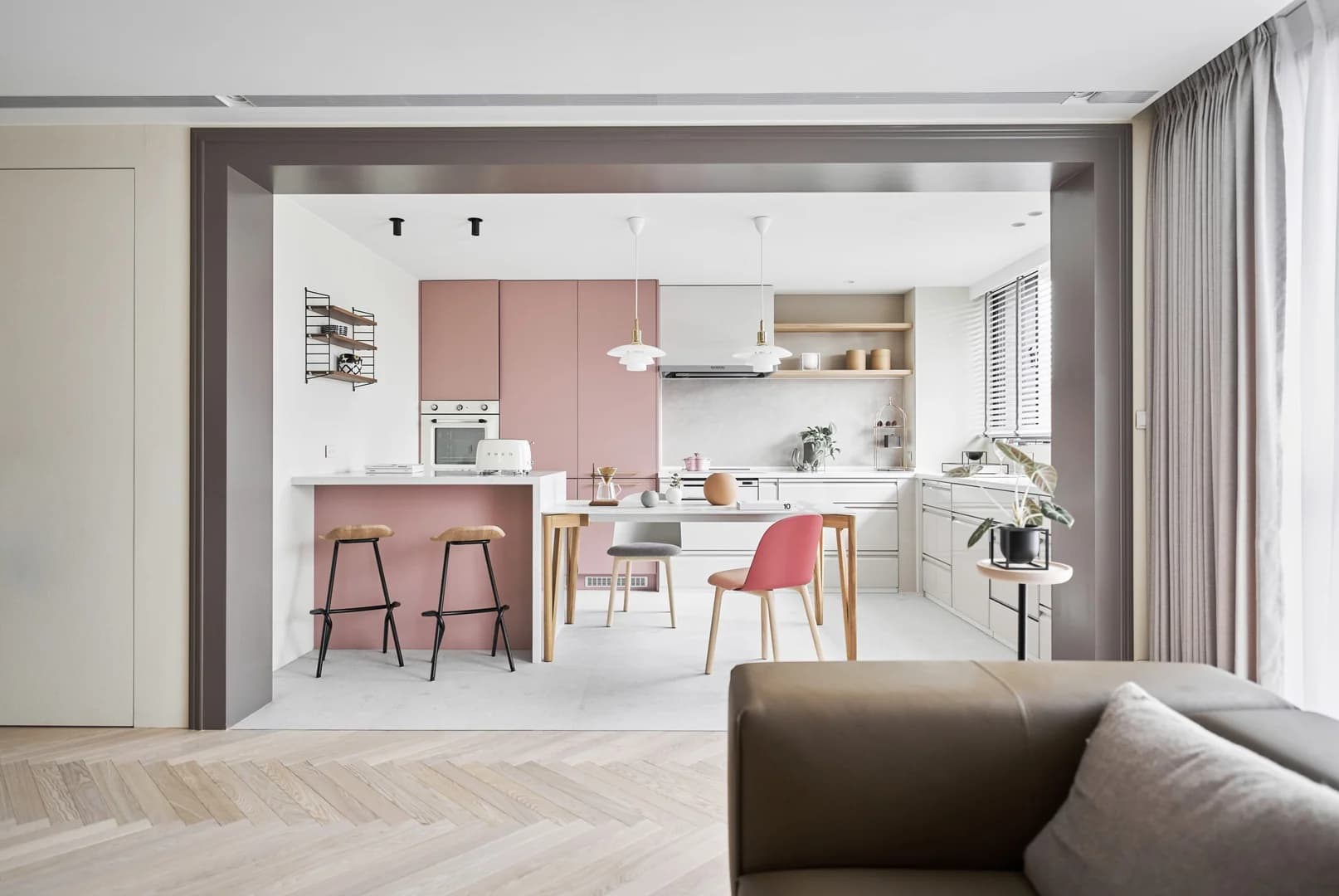 Розовый дом